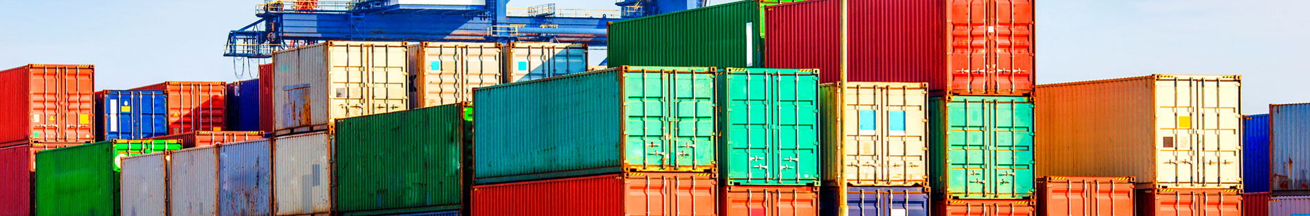 Contenedores de mercancías para el comercio internacional